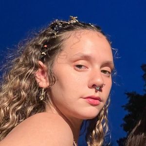 Meet your Posher, Emerald